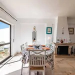 Casa Cerro Branco 아파트 알부페이라
